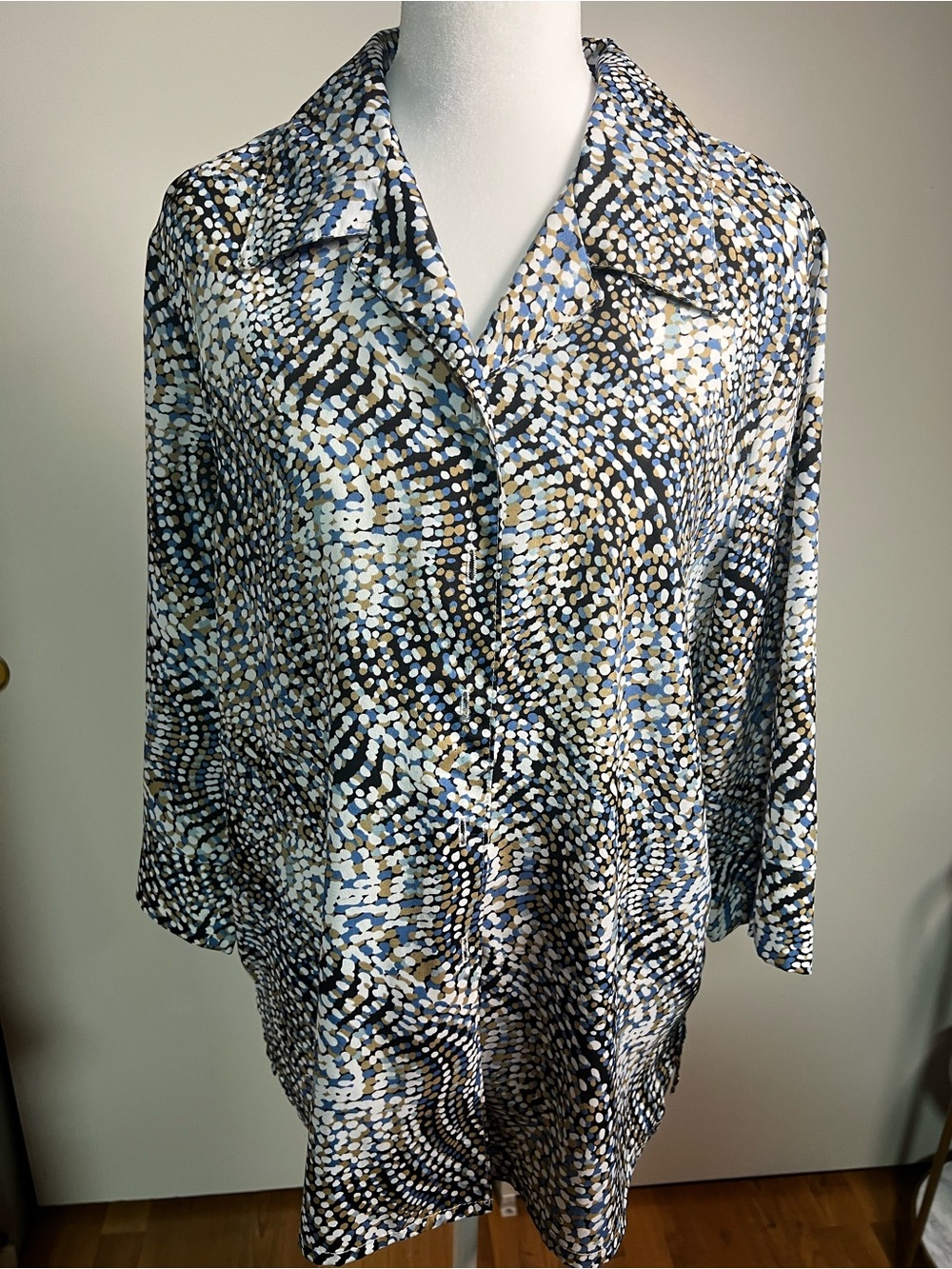 Women's Button-Down Shirt in Blue Multi Dot Print
